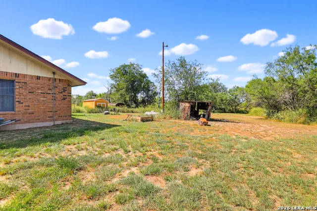 150 Fm 1303 Floresville, TX 78114
