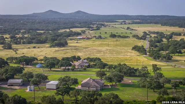140 SATTLER RD Spring Branch, TX 78070