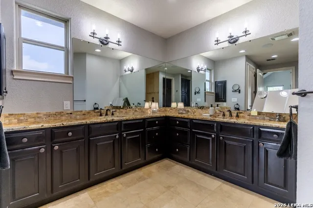 140 SATTLER RD Spring Branch, TX 78070