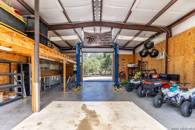 140 SATTLER RD Spring Branch, TX 78070