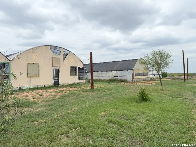 6336 FM 1557 Carrizo Springs, TX 78834
