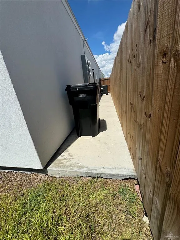 1420 Hibiscus Avenue #2 McAllen, TX 78504