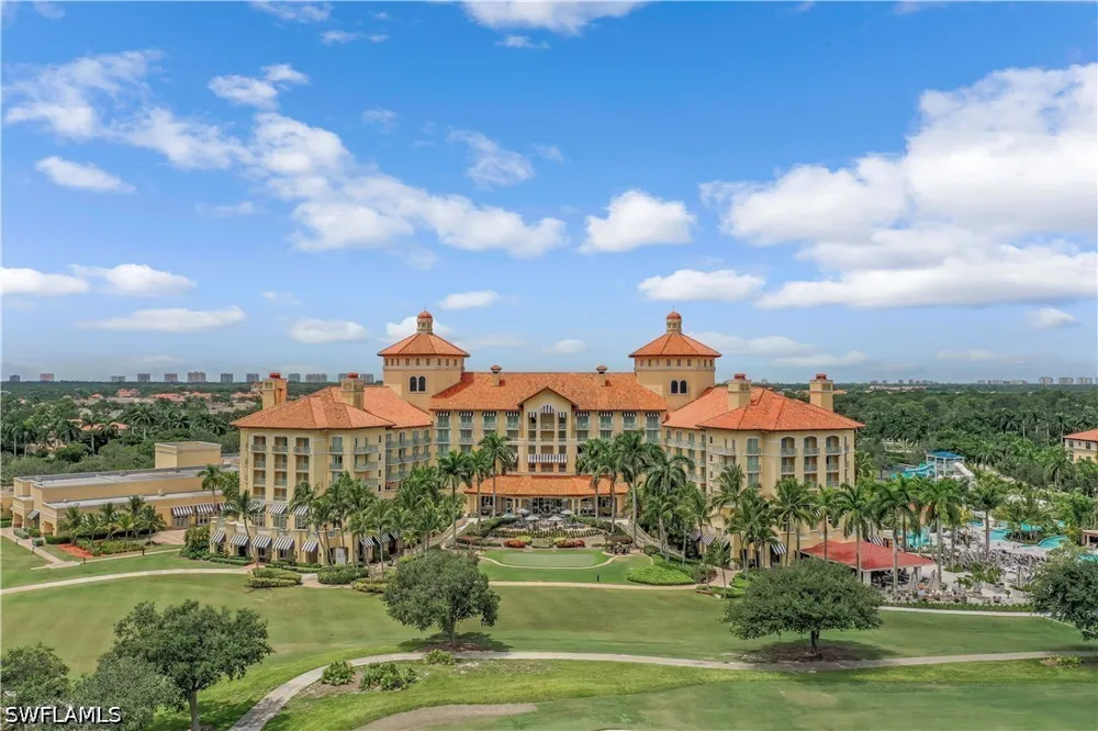 Estrella Court #1902 Naples, FL 34109