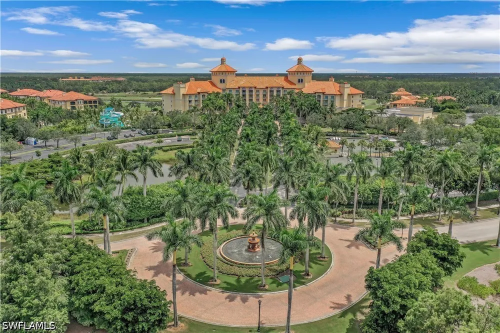 Estrella Court #1902 Naples, FL 34109