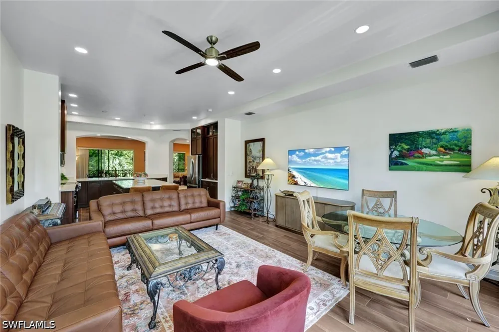 Estrella Court #1902 Naples, FL 34109