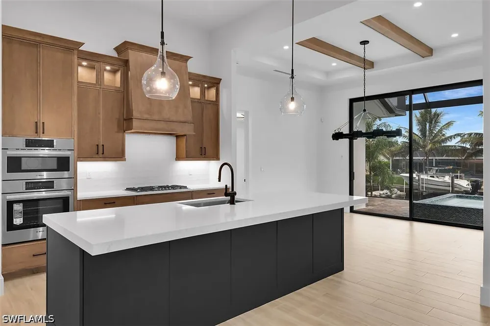 Kingston Court Marco Island, FL 34145