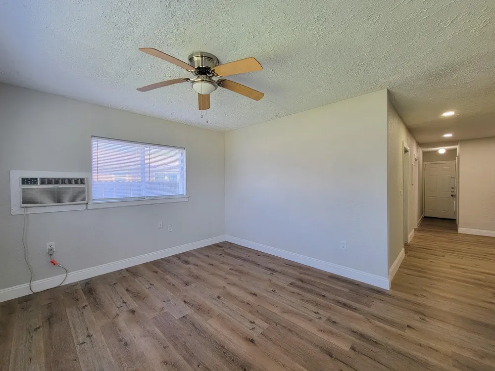711 Avenue A #2 La Marque, TX 77568