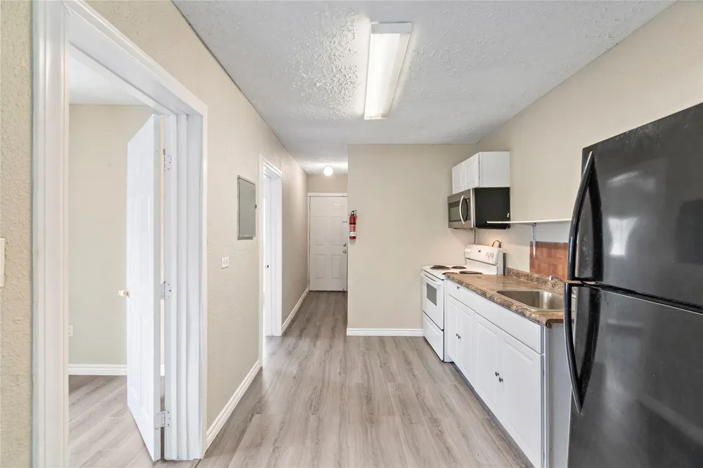 711 Avenue A #2 La Marque, TX 77568