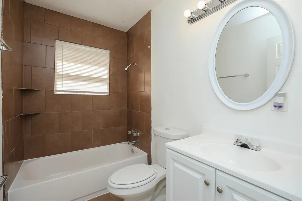 5418 Myrtlewood Street Houston, TX 77033