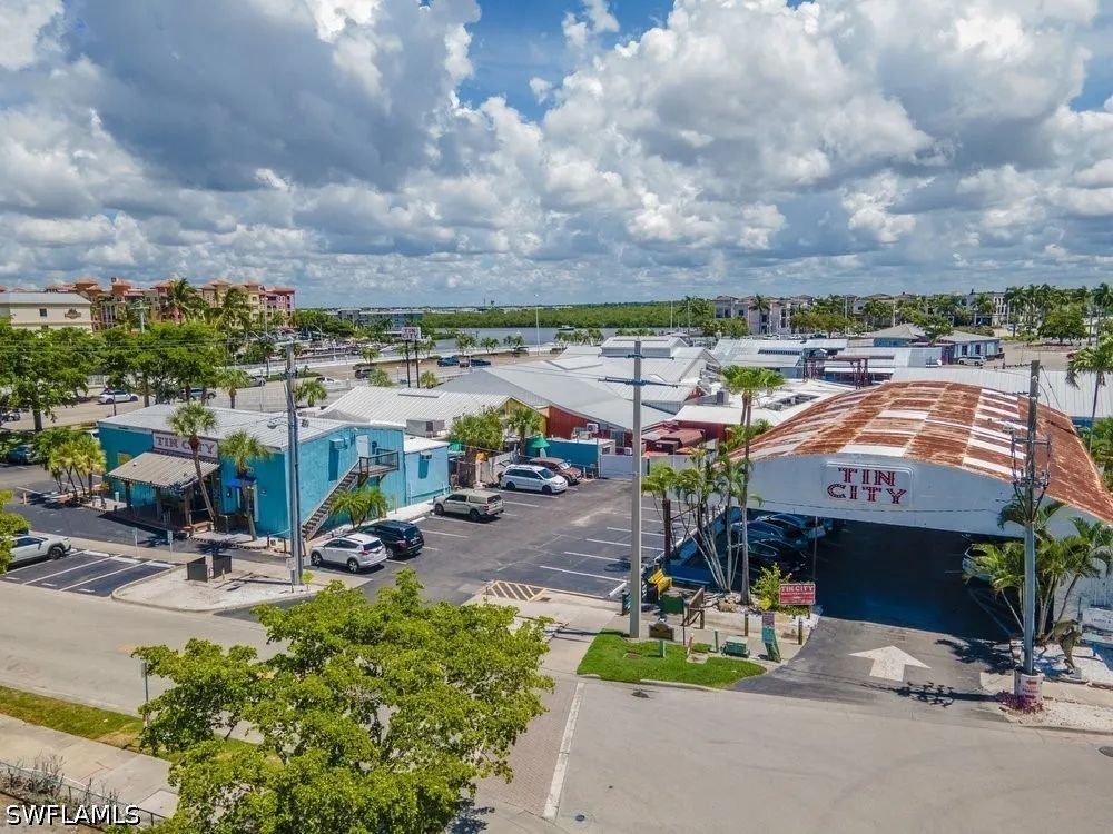 Address Not Shown Naples, FL 34112