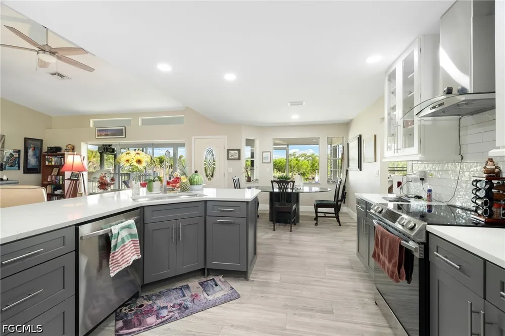 Sunshine Boulevard St James City, FL 33956