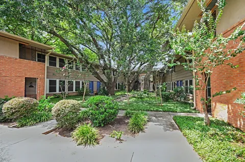 4020 Blue Bonnet Boulevard #K