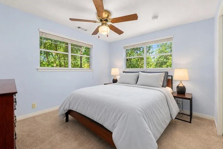 132 Paradise Valley Conroe, TX 77304
