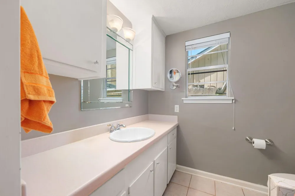 132 Paradise Valley Conroe, TX 77304