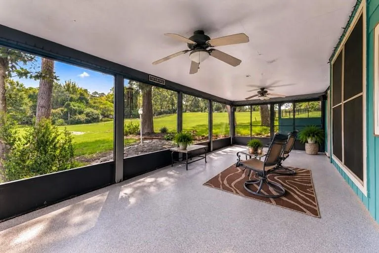 132 Paradise Valley Conroe, TX 77304