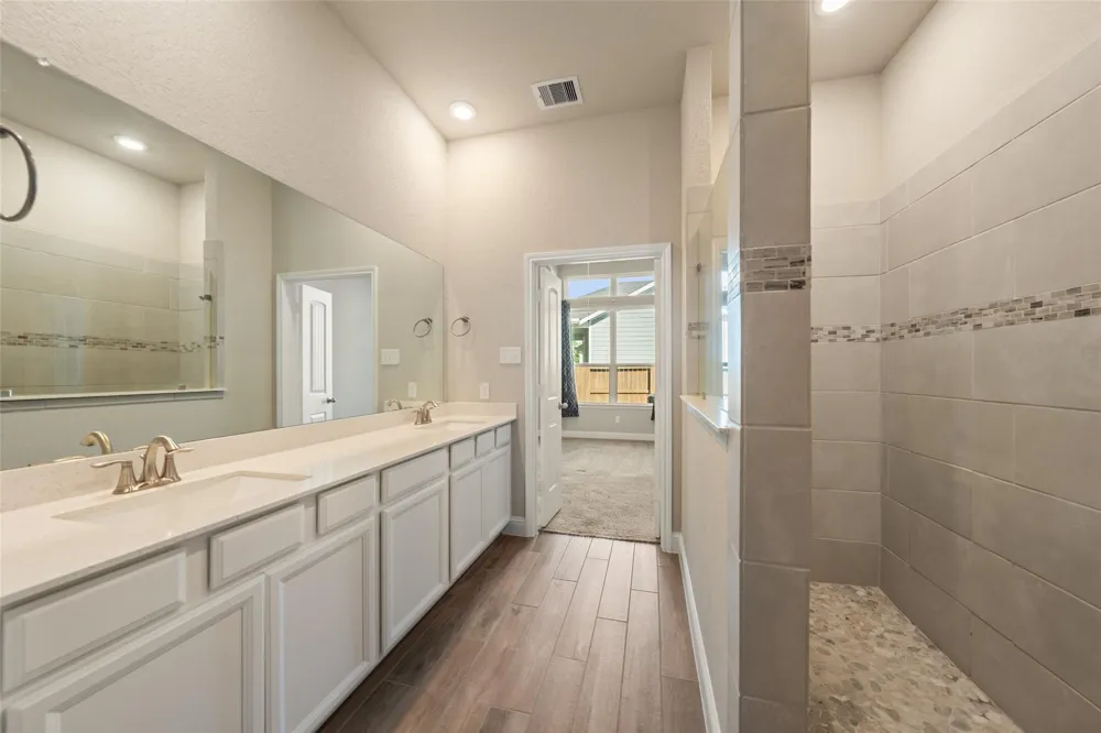 21335 Sierra Point Lane Porter, TX 77365