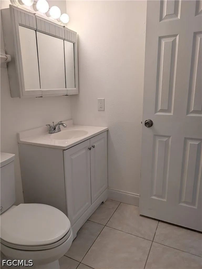 Nantucket Circle #4 North Fort Myers, FL 33917