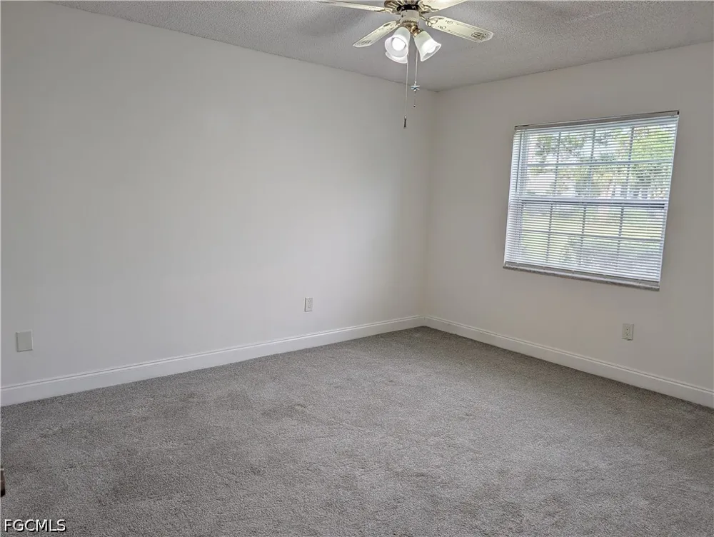 Nantucket Circle #4 North Fort Myers, FL 33917