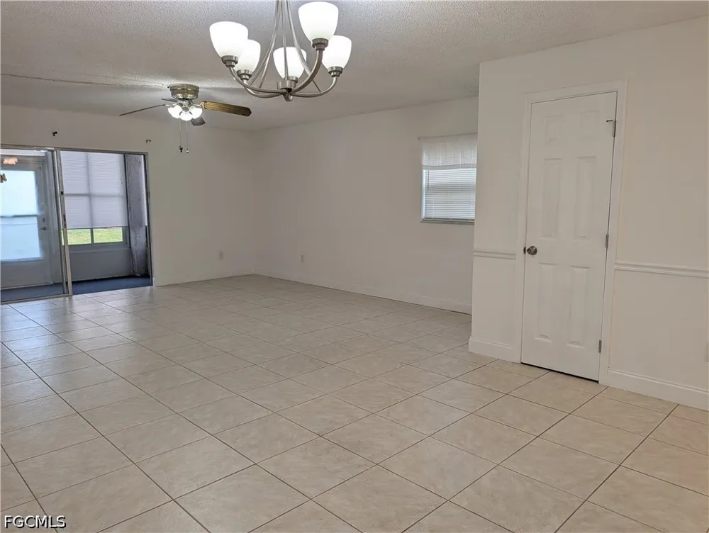 Nantucket Circle #4 North Fort Myers, FL 33917