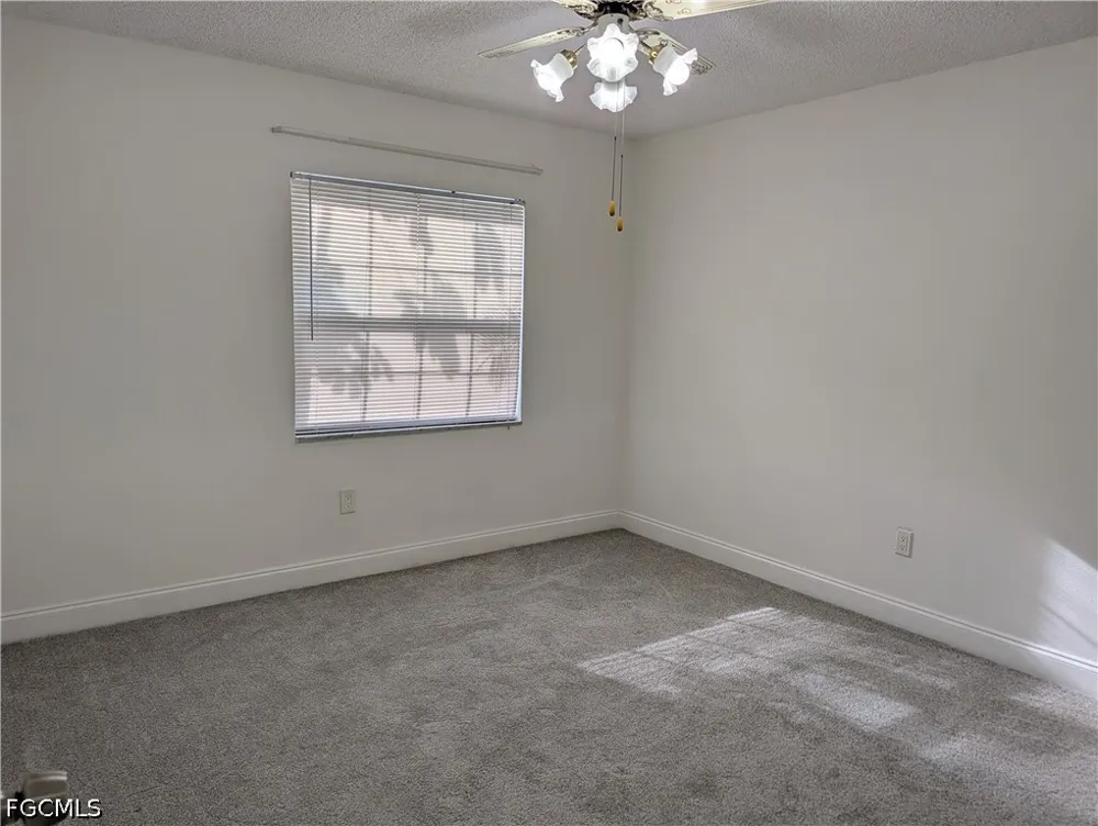 Nantucket Circle #4 North Fort Myers, FL 33917