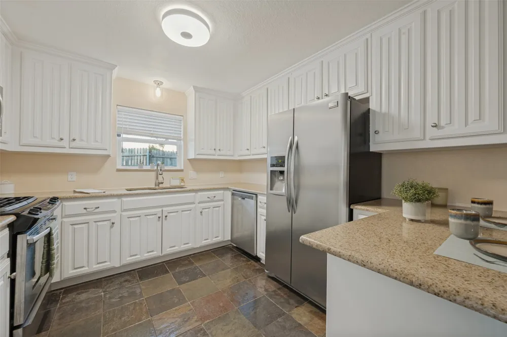 6316 Tosca Drive Haltom City, TX 76180