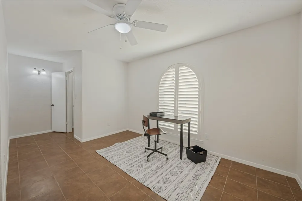 6316 Tosca Drive Haltom City, TX 76180
