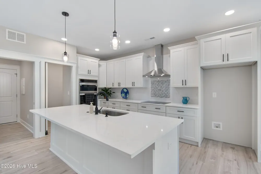 174 Shadowood Court SE Bolivia, NC 28422