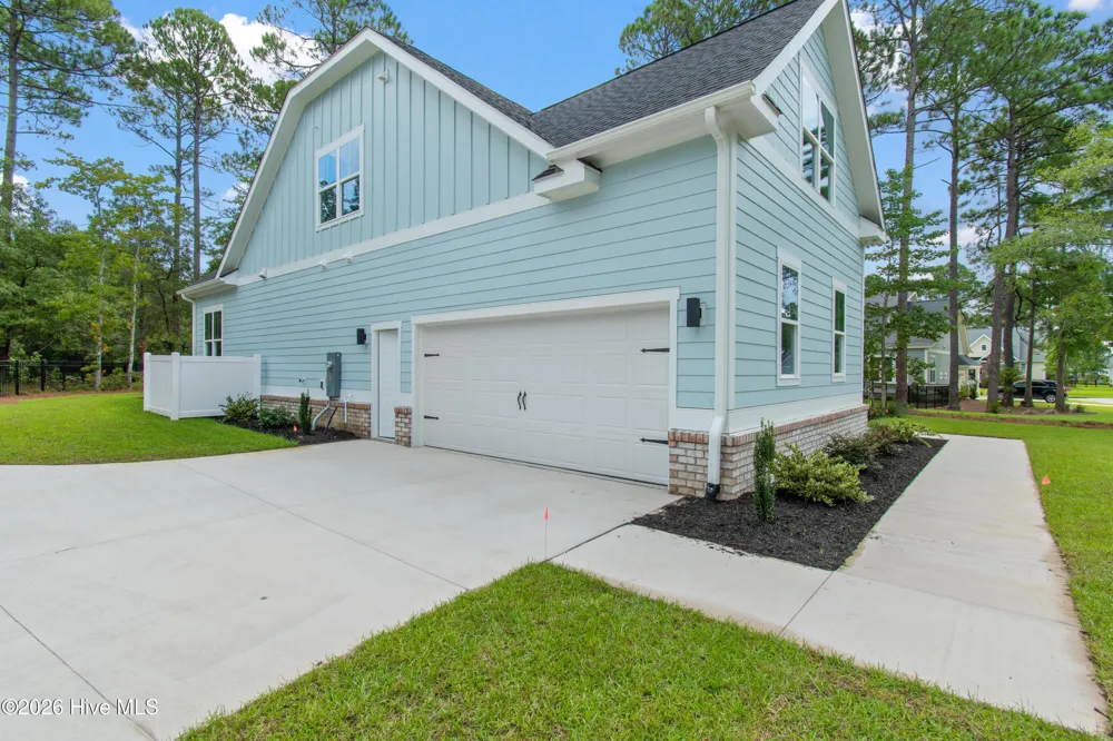 174 Shadowood Court SE Bolivia, NC 28422