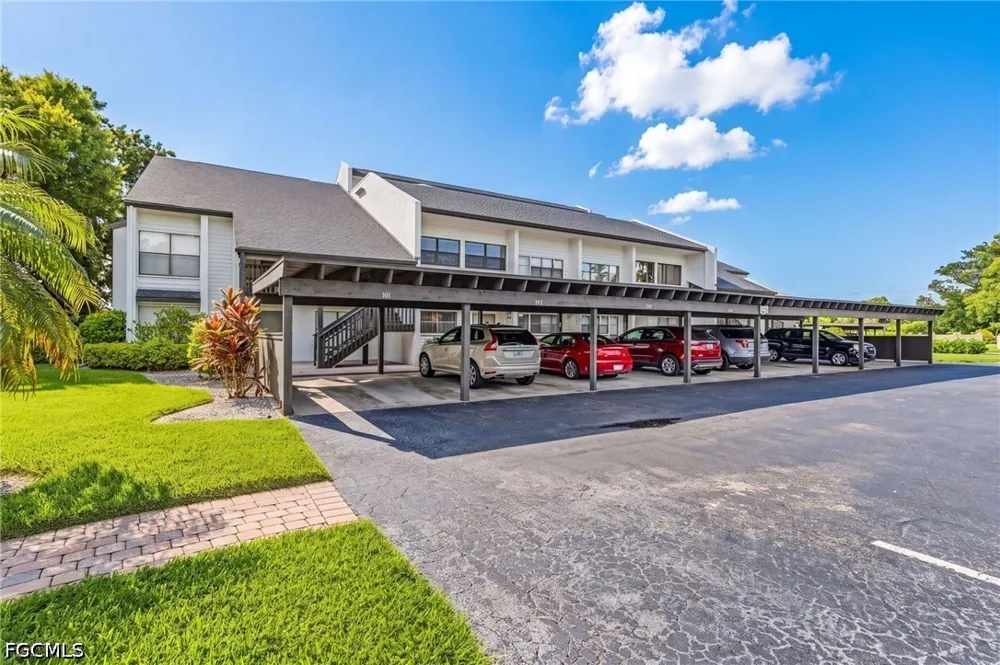 Timberlakes Drive #102 Fort Myers, FL 33908