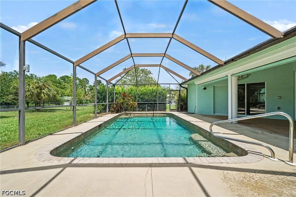 Poinsettia Avenue Lehigh Acres, FL 33972
