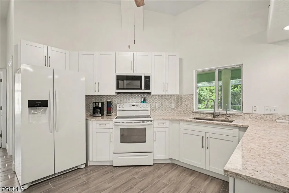 Poinsettia Avenue Lehigh Acres, FL 33972