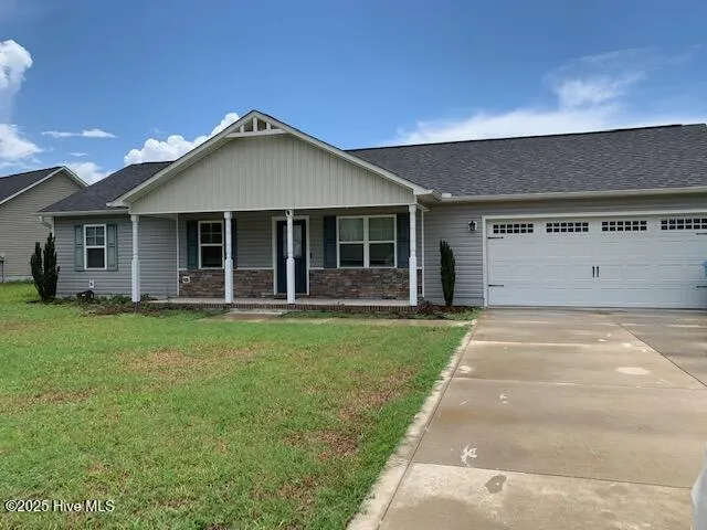 716 Addor Drive Richlands, NC 28574