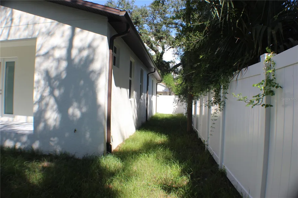 3712 36TH STREET Tampa, FL 33610