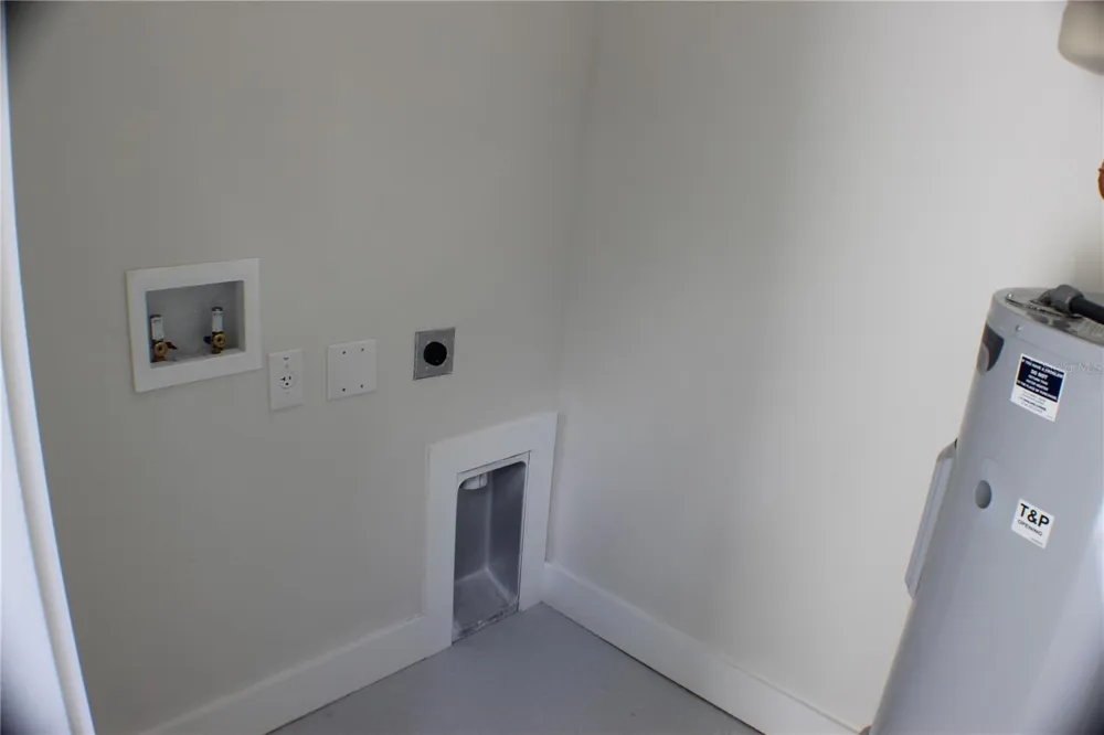 3712 36TH STREET Tampa, FL 33610