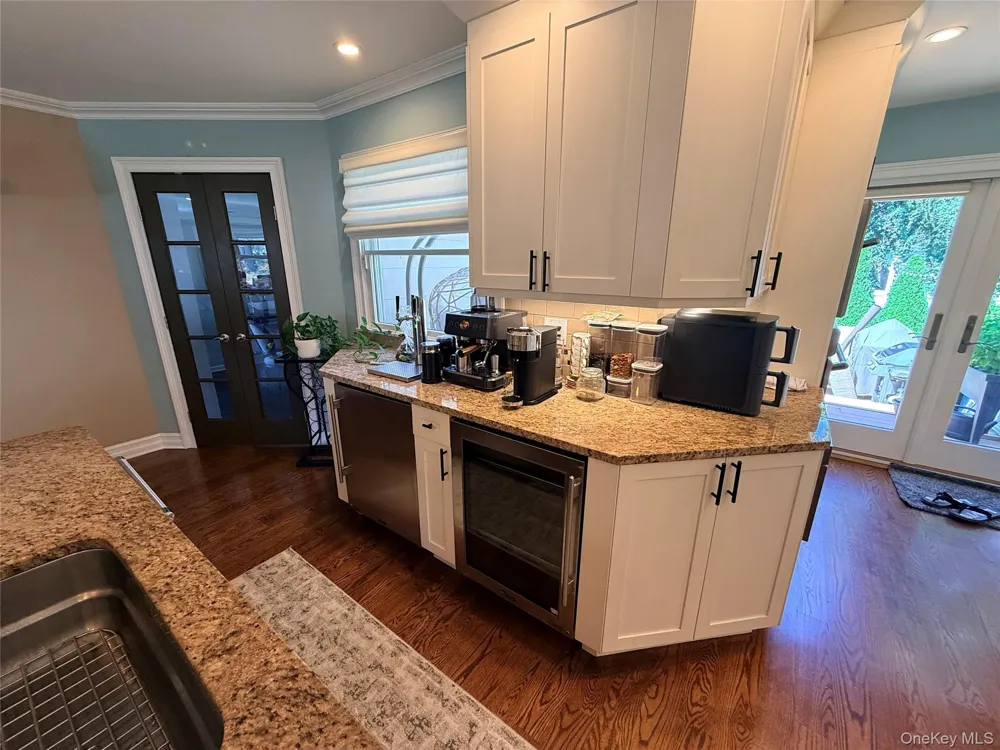 35 Ranch Drive Shirley, NY 11967
