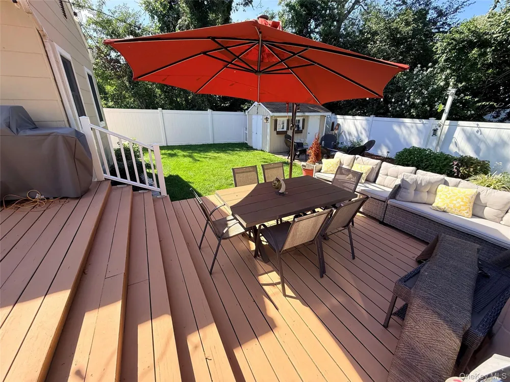 35 Ranch Drive Shirley, NY 11967