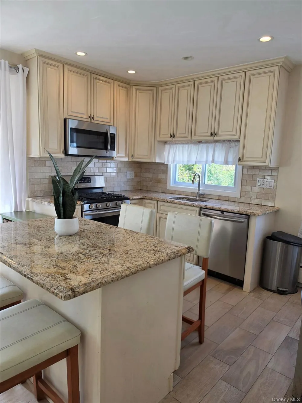 159-15 95th Street Howard Beach, NY 11414