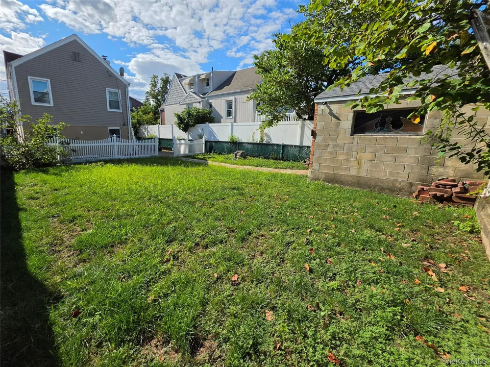 159-15 95th Street Howard Beach, NY 11414