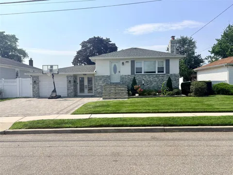3362 Elliott Boulevard