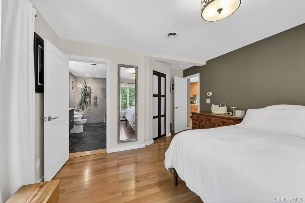 305 Oak Lane Newburgh, NY 12550