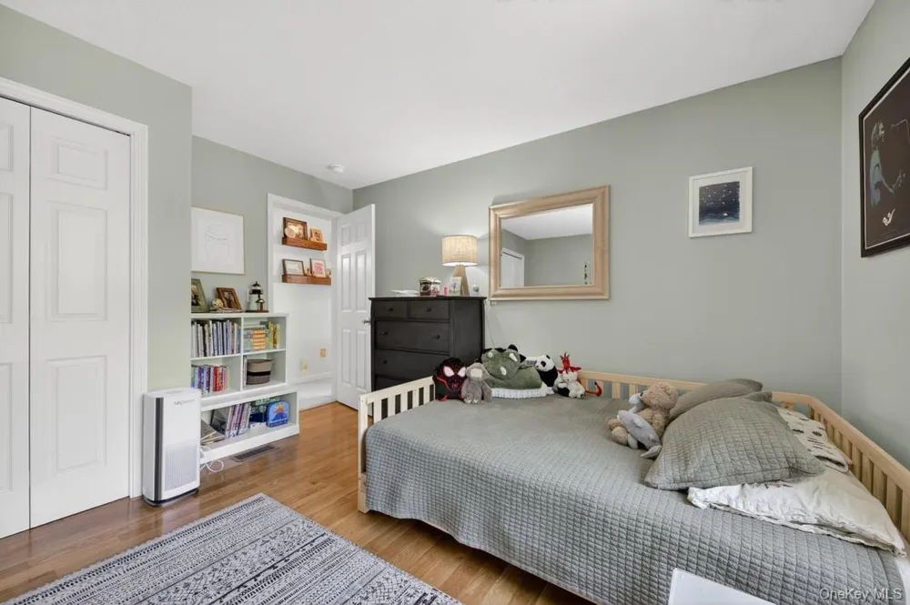 305 Oak Lane Newburgh, NY 12550