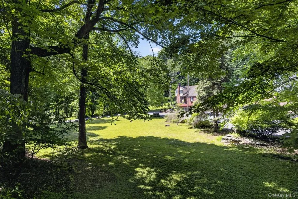 305 Oak Lane Newburgh, NY 12550