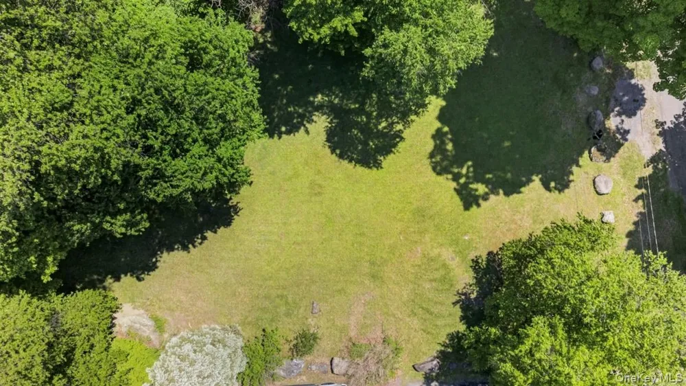 305 Oak Lane Newburgh, NY 12550