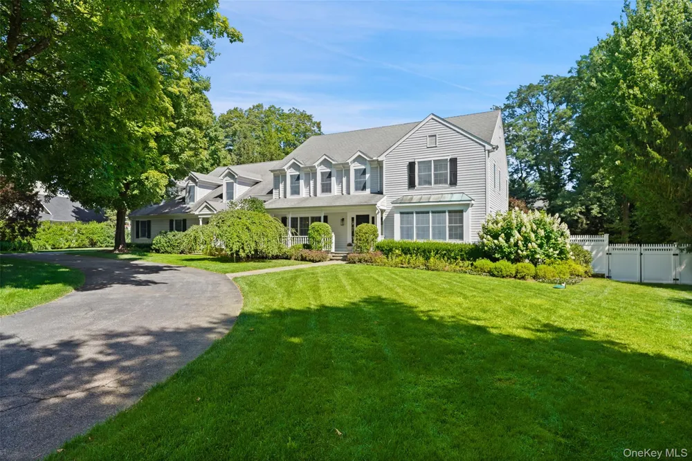 6 Round House Court Bedford, NY 10506