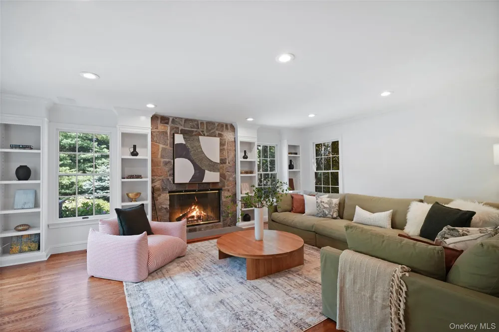 6 Round House Court Bedford, NY 10506