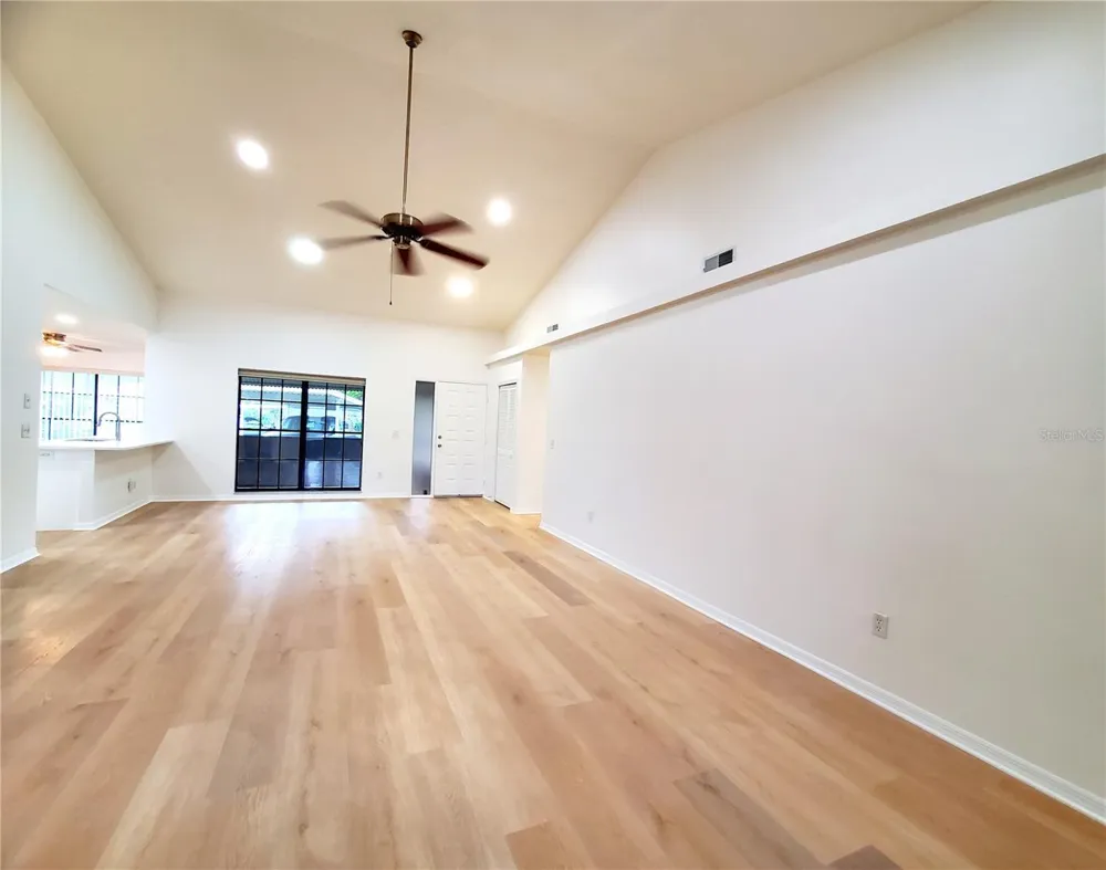 2053 VILLA TERRACE Clearwater, FL 33763