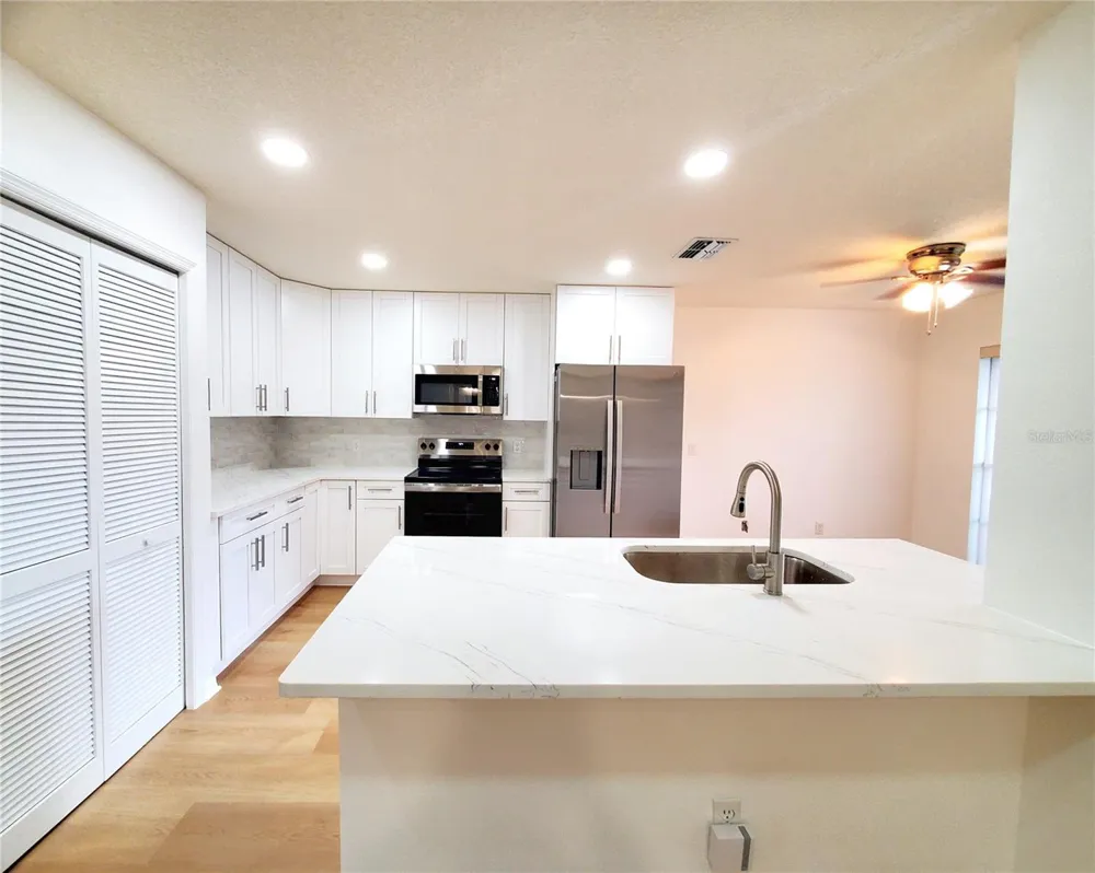 2053 VILLA TERRACE Clearwater, FL 33763