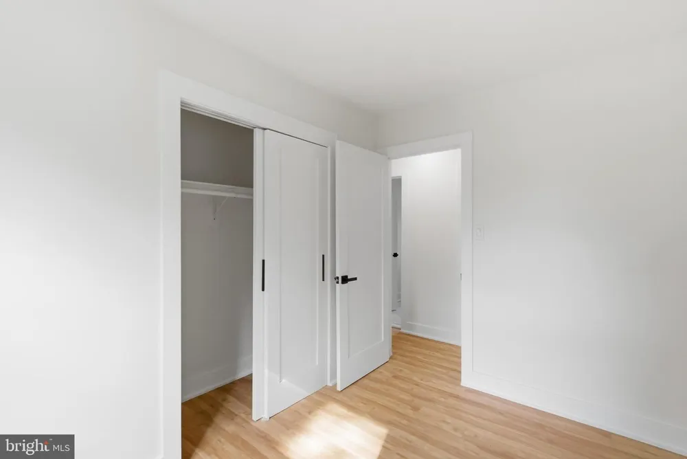 6405 INWOOD DRIVE Springfield, VA 22150