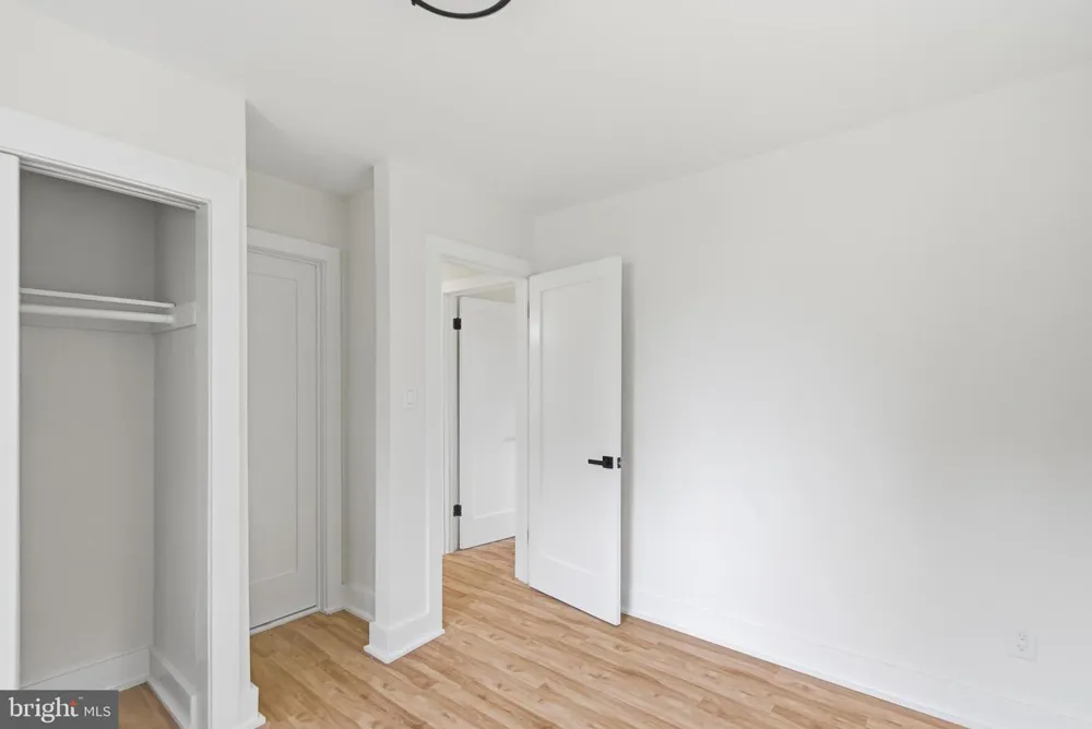 6405 INWOOD DRIVE Springfield, VA 22150