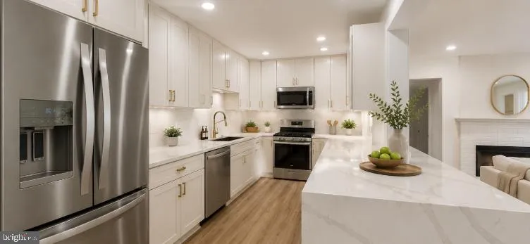 6405 INWOOD DRIVE Springfield, VA 22150